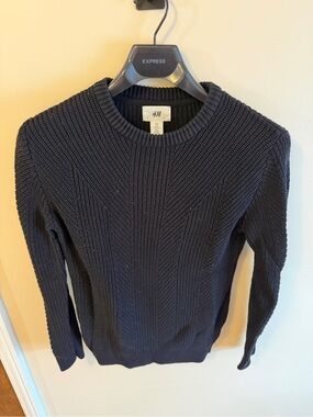 H&M Black Ribbed Crewneck Sweater